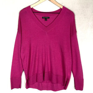 BANANA REPUBLIC 100% Merino Wool V-Neck Sweater Women’s M‎ Pink Fine Gauge EUC